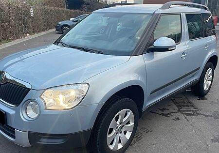 Skoda Yeti 1.4 TSI Ambition*Tüv03.28*Kette*Neu*8xBerei