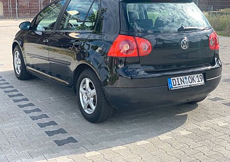 VW Golf Volkswagen 1.4 FSI TÜV + ÖL NEU + KEIN ROST