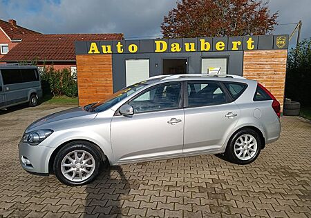 Kia Cee'd 2,0+Teilleder+Klima+4EFH+AHK+M&S+Tempom+Garantie