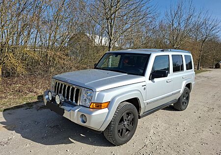 Jeep Commander 5.7 V8 HEMI Autom. Limited