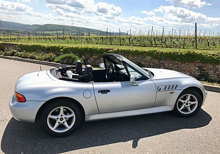 BMW Z3 1.8 - Top Zustand, TÜV Neu