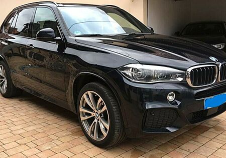 BMW X5 xDrive30d - M Sport, HUD, Pano, Vollausst.
