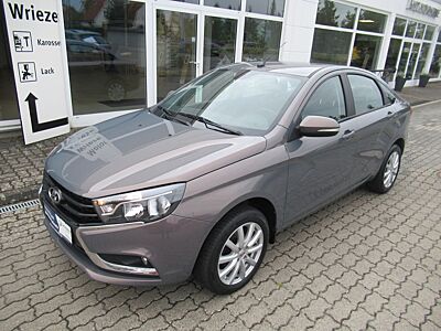Lada Vesta Klima / SHZ / PDC hinten / Allwetter /