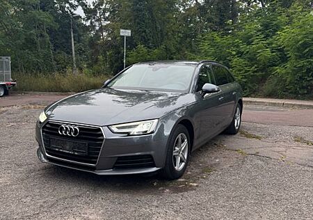 Audi A4 35 TDI S tronic Avant -