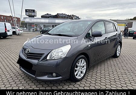 Toyota Verso Travel 2.0D-4D *1. HAND*AHK*NAVI*EURO5*SHZ