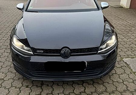 VW Golf Volkswagen 2.0 BlueTDI Highline Highline