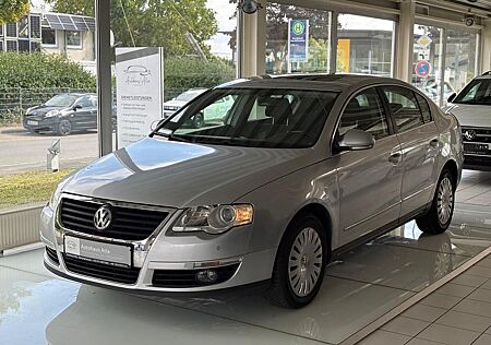 VW Passat Volkswagen Lim. Comfortline/PANO/LEDER/SHZ/KLIMA/TEM