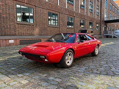 Ferrari 308 GT4 DINO