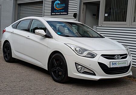Hyundai i40 1.6l KLIMAAUTOM PDC 1.Hd SO+WI RFN GARANTIE
