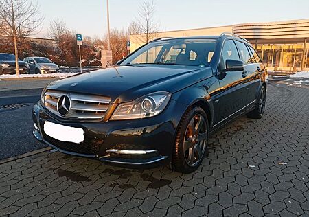Mercedes-Benz C 180 T KOMBI AVANTGARDE NAVI TEMPOMAT AHK