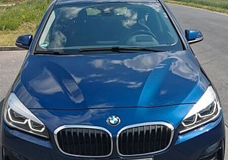 BMW 2er 220 Active Tourer 220i Steptronic DCT Advant...