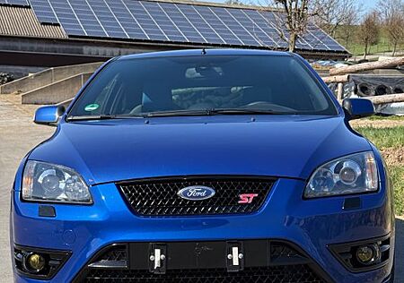 Ford Focus 2,5 ST ST