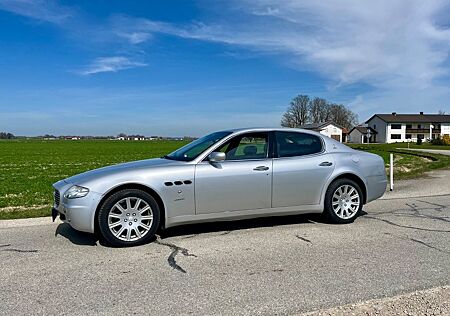 Maserati Quattroporte 4.2 V8 -