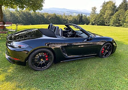 Porsche Boxster GTS 4.0 Sportabgasanl.,Navi,LED, Int.Pak