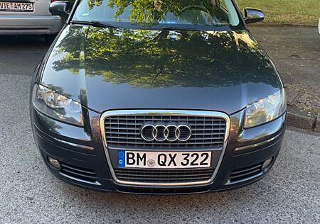 Audi A3 1.6 FSI Ambition Ambition