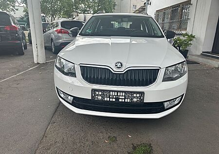 Skoda Octavia Combi Active