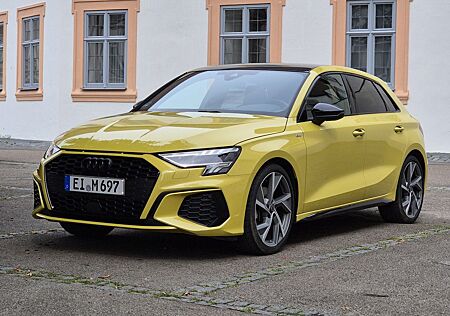 Audi A3 35 TFSI S tronic S line Sportback mit ACC