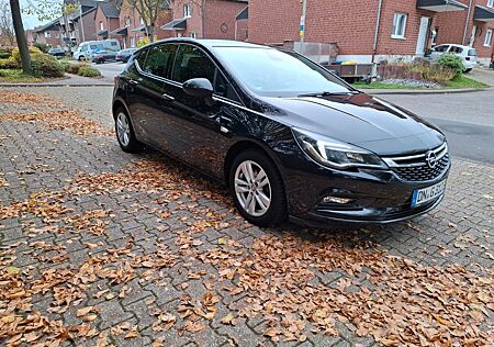 Opel Astra 1.4 Turbo Business 110kW Business