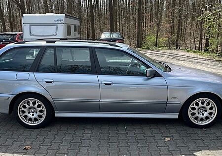 BMW 530d Edition Lifestyle Standh Xenon Leder Sport
