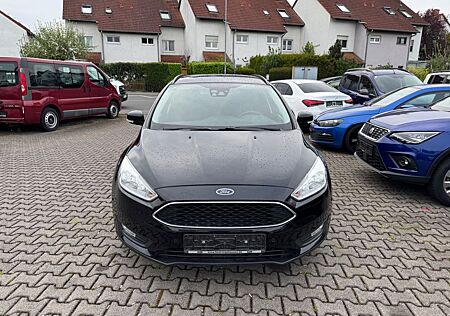 Ford Focus Turnier Business Navi-Wi Packet