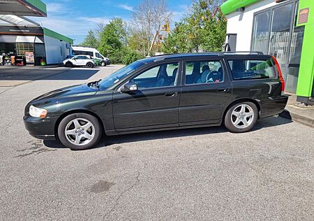 Volvo V70 D5 - 04/2027 TÜV