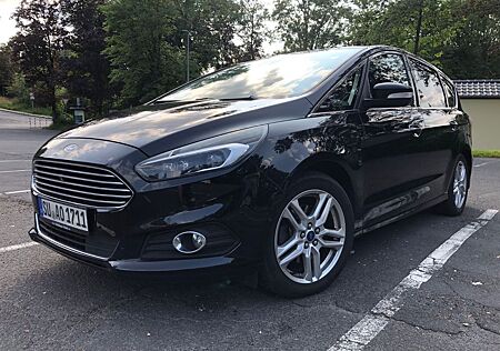 Ford S-Max 2,0 Titanium AHK Massage Pano