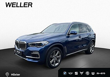 BMW X5 xDr 30d xLine SoftCl,Laser,Pano,AHK,StHz,H/K