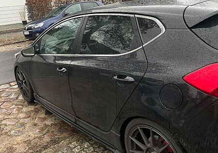 Kia Cee'd Sportswagon 1.6 GDI Vision Sportswagon...
