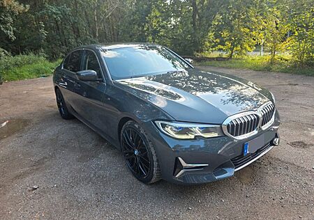 BMW 330 gebraucht kaufen BMW 330e Luxury M Line Lim 360° HEAD-UP Laser LED