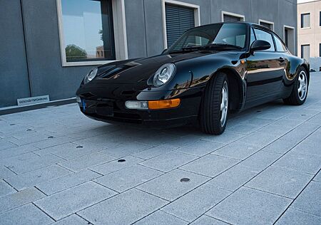 Porsche 993 Carrera Coupé Carrera