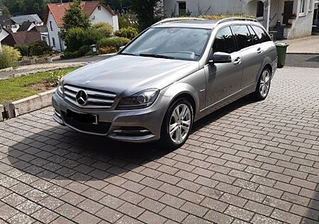 Mercedes-Benz C 200 CDI T AVANTGARDE