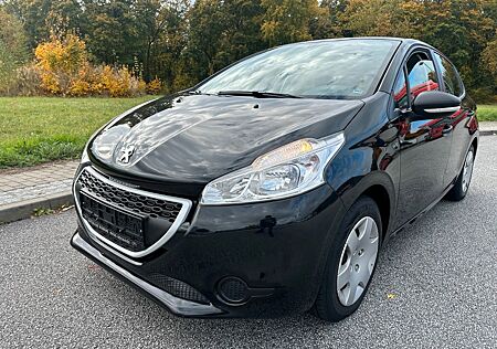 Peugeot 208 Access/Klima/Scheckheftgepflegt