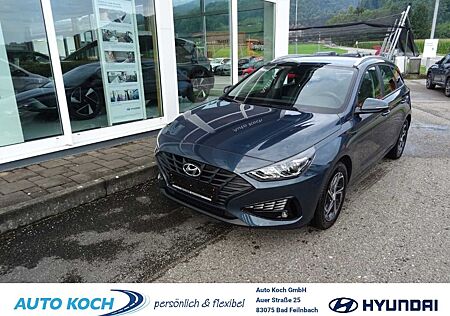 Hyundai i30 1.5 Pure CW DAB Spurhalteass. Fernlichtass.