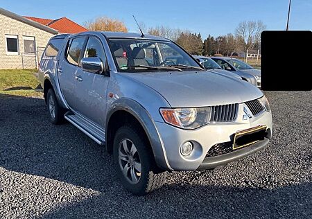 Mitsubishi L200 Intense Doppelkabine 4WD