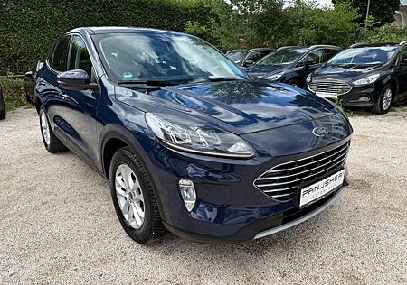 Ford Kuga 2.0 EcoBlue Titanium LED Navi Winterpaket