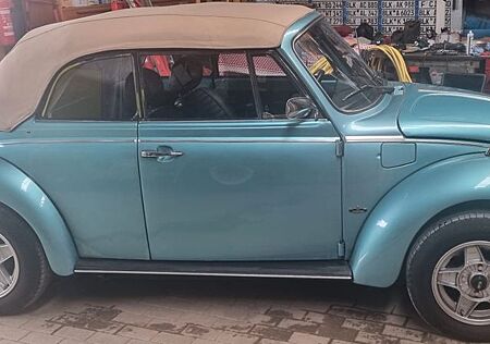 VW Käfer Volkswagen 1303 Cabrio H Riverblau-metallic