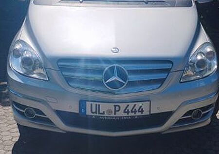 Mercedes-Benz B 160 BlueEFFICIENCY -