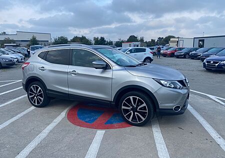 Nissan Qashqai Tekna/Navi/ 360 Kamera/1.6 Benzin