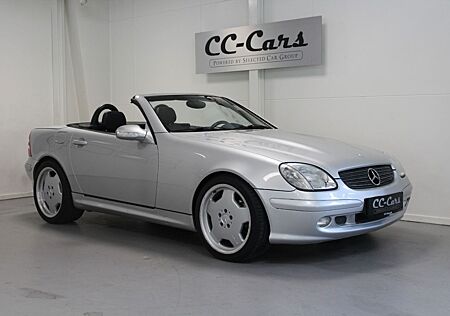 Mercedes-Benz SLK 320