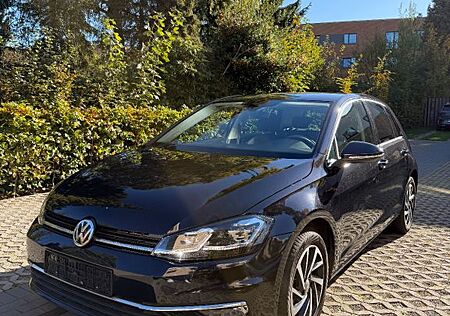 VW Golf Volkswagen 1.0 TSI DSG JOIN | RFK | TWA