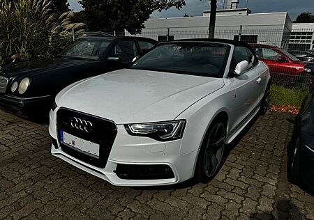 Audi A5 Cabriolet 3.0 TDI quattro S line