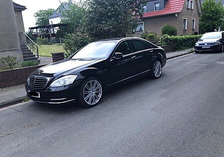 Mercedes-Benz S 350 BlueTEC -