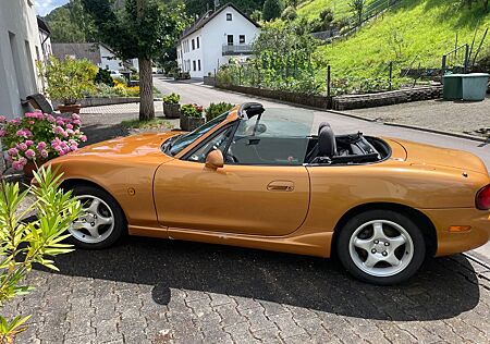 Mazda MX-5 1.6 16V -