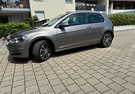VW Golf Volkswagen 1.2 TSI BMT CUP CUP