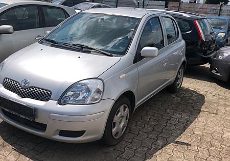 Toyota Yaris 1.4 D-4D Linea Sol