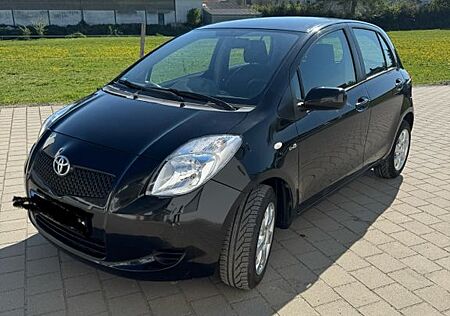 Toyota Yaris Executive 1,4-l-D-4D Executive