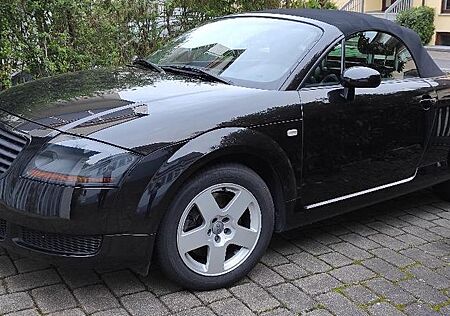 Audi TT Roadster 1.8T 110KW -