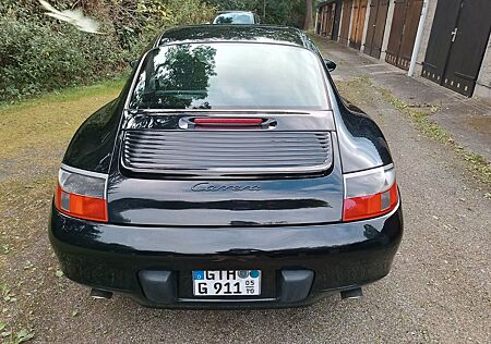 Porsche 996 Carrera Coupé Carrera