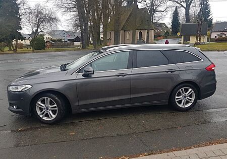Ford Mondeo Turnier Titanium Tüv neu Navi Alu