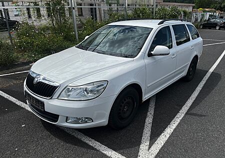 Skoda Octavia Combi 1.6 Ambiente - LPG Gasanlage -